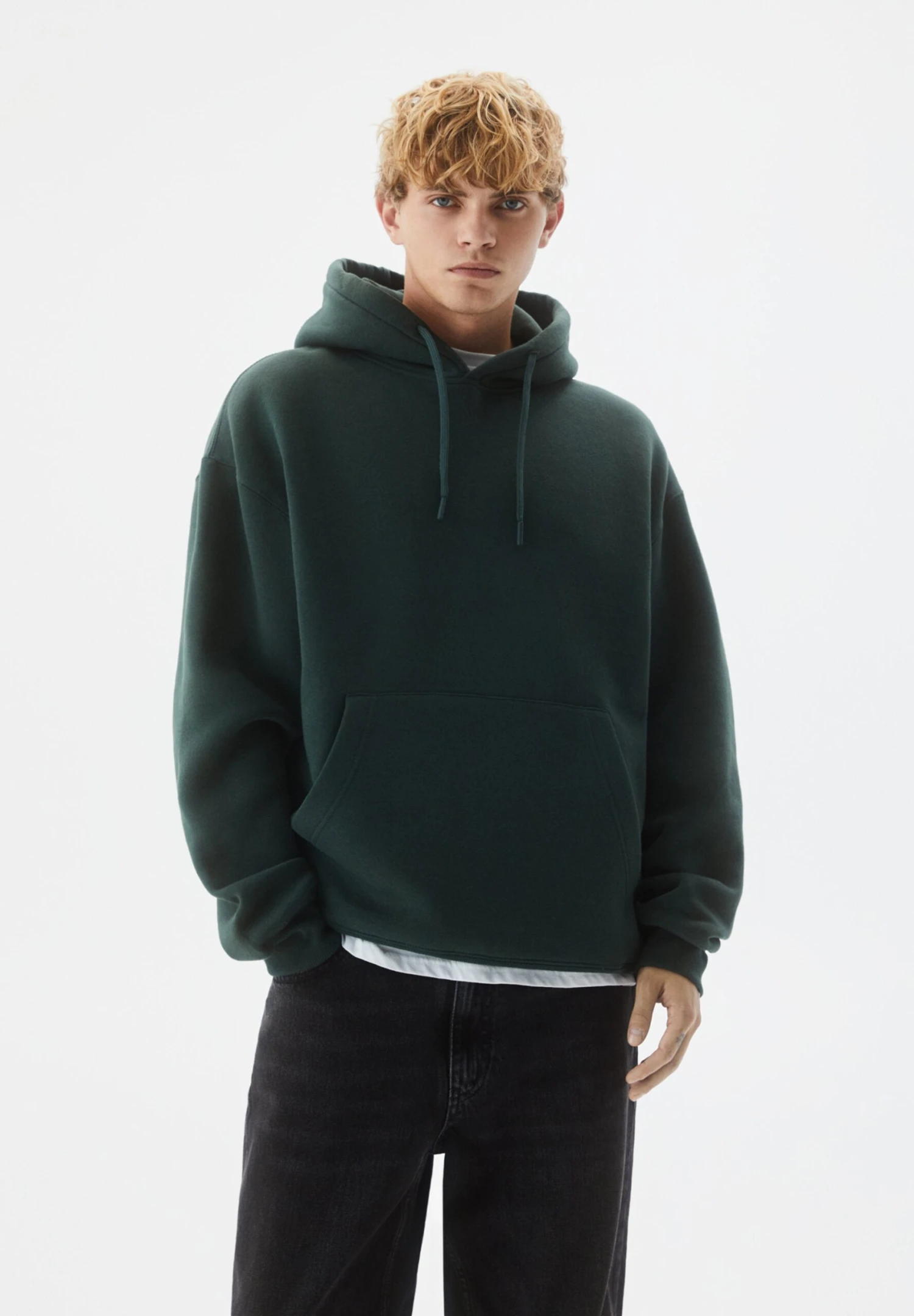 PULL & BEAR Basic ColouredFelpa Con CappuccioDark Green Uomo Maglieria E Felpe PUC21009J-M11 5 PULL & BEAR Basic ColouredFelpa Con CappuccioDark Green Uomo Maglieria E Felpe PUC21009J-M11 - immagine 5