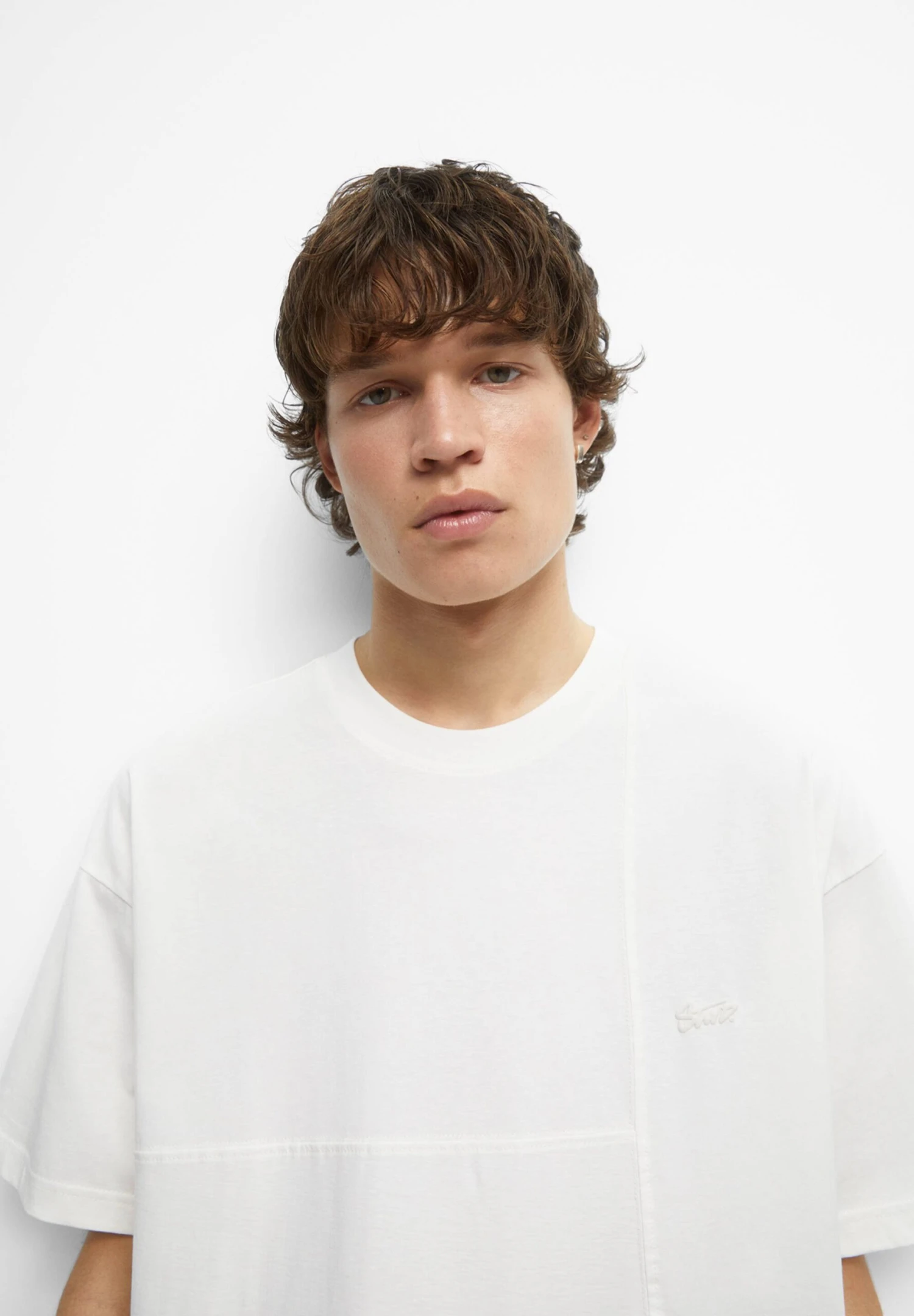 PULL & BEAR Stwd Short Sleeve Cut-Out T-Shirt BasicWhite Uomo T-shirt E Polo PUC22O1OB-A11 4 PULL & BEAR Stwd Short Sleeve Cut-Out T-Shirt BasicWhite Uomo T-shirt E Polo PUC22O1OB-A11 - immagine 4