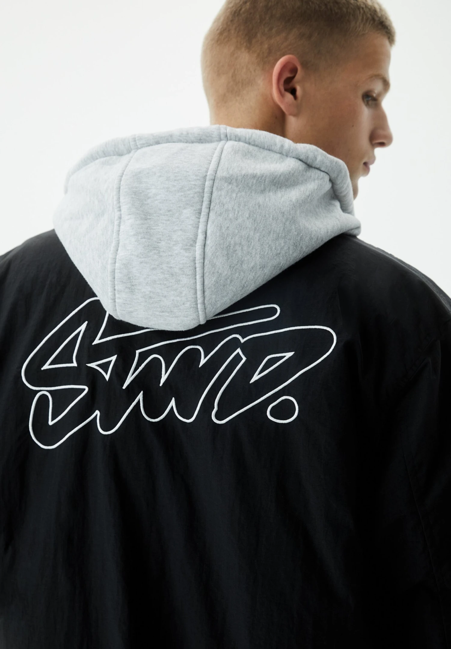 PULL & BEAR DetachableGiacca Da Mezza StagioneBlack Uomo Giacche PUC22T0T9-Q11 5 PULL & BEAR DetachableGiacca Da Mezza StagioneBlack Uomo Giacche PUC22T0T9-Q11 - immagine 5