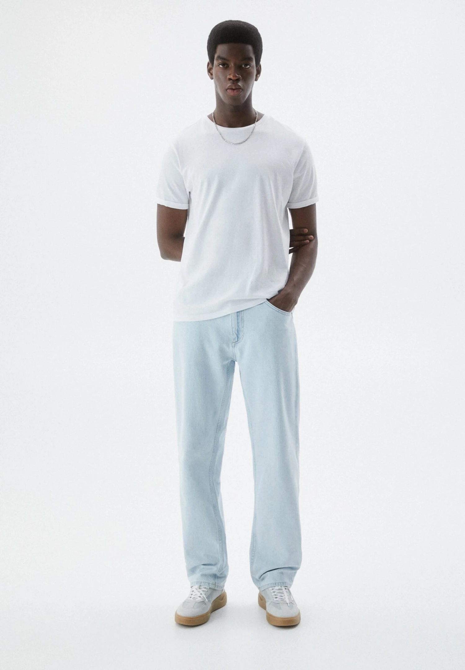 PULL & BEAR Wide LegJeans A SigarettaLight Blue Denim Uomo Jeans PUC22G0PQ-K12 2 PULL & BEAR Wide LegJeans A SigarettaLight Blue Denim Uomo Jeans PUC22G0PQ-K12 - immagine 2