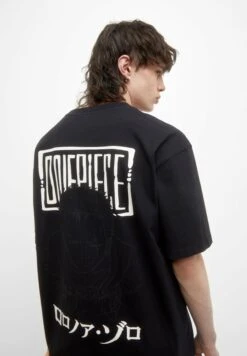 PULL & BEAR One Piece - T-Shirt Con Stampa - Black 10 PULL & BEAR One Piece - T-Shirt Con Stampa - Black -Pull & Bear a7c69ad7e9d44be2ae9f649b3c726d3d