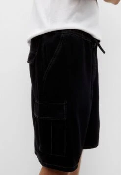 PULL & BEAR Waistband - Shorts Di Jeans - Black -Pull & Bear ac0dfa3ef4044f89aded892ee9c2f710