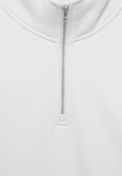 PULL & BEAR Basic Coloured Zip-Up NeckFelpaBeige Uomo Maglieria E Felpe PUC22S0QT-B11 -Pull & Bear add3bef93bc14cd988fb0bd31ea7e6a0