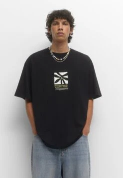 PULL & BEAR Short Sleeve With PrintT-Shirt Con StampaBlack Uomo T-shirt E Polo PUC22O1Q5-Q11