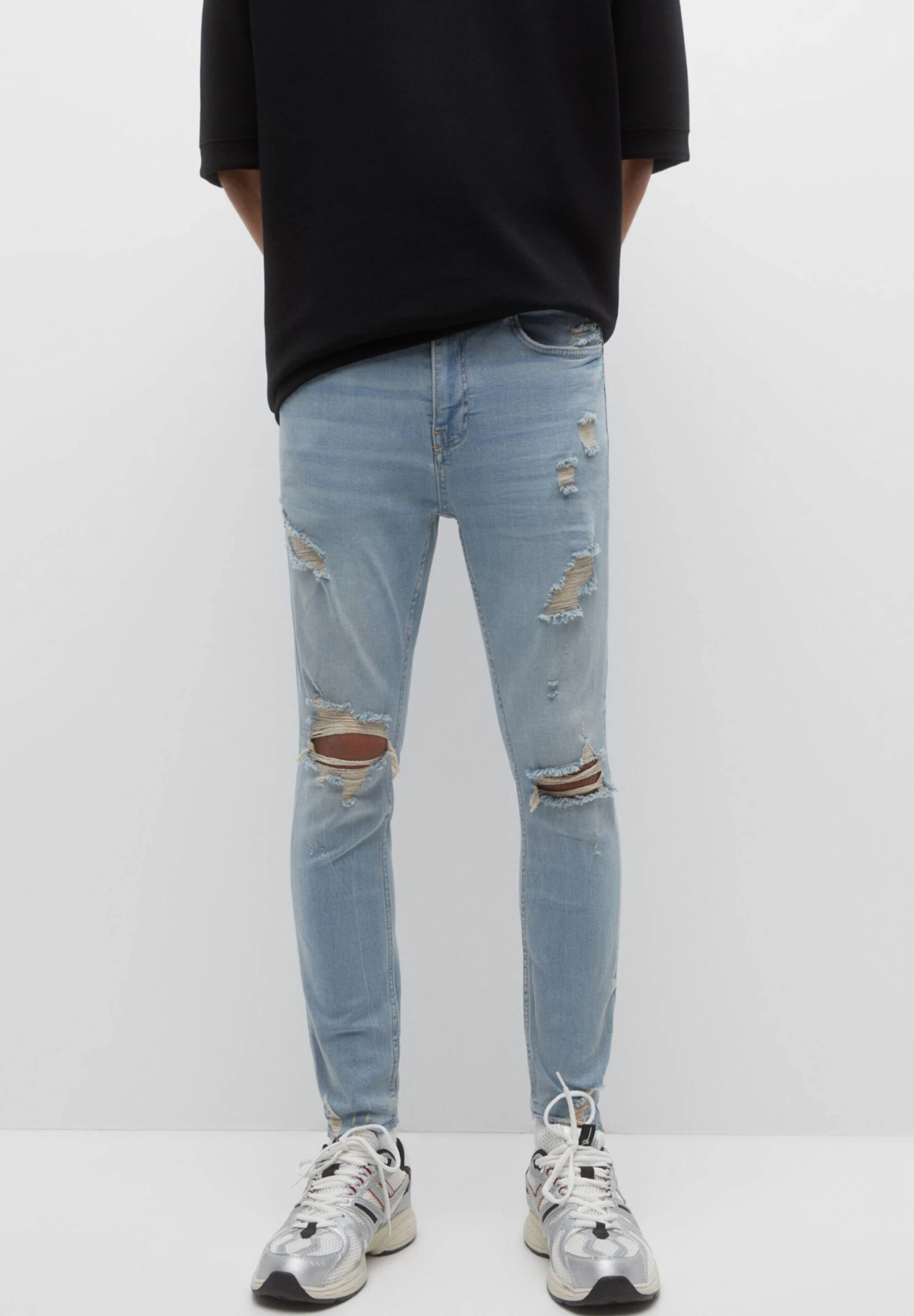 PULL & BEAR Ripped - Jeans Slim Fit - Light Blue 1 PULL & BEAR Ripped - Jeans Slim Fit - Light Blue
