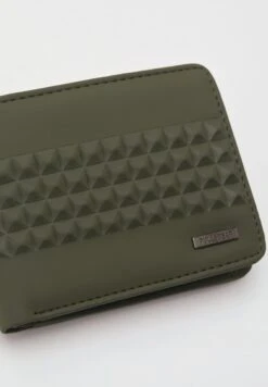 PULL & BEAR PortafoglioGreen Uomo Portafogli E Custodie PUC52F08I-M11 -Pull & Bear ae69a8ebc81c4b0baac42f7413bb5bd8