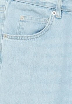 PULL & BEAR BaggyJeans A SigarettaLight Blue Denim Uomo Jeans PUC21N0IZ-K13 -Pull & Bear af2f4734b28f41dcb622d11e3598c91a