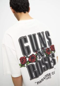 PULL & BEAR Guns N RosesWith Pocket - T-Shirt Con Stampa - White -Pull & Bear af92787e973d411887dd3e4d53258e27