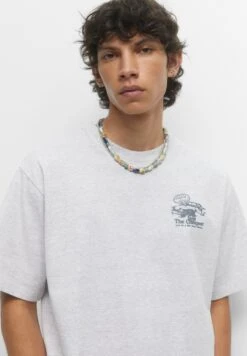 PULL & BEAR Short SleeveT-Shirt Con StampaLight Grey Uomo T-shirt E Polo PUC22O1Q1-C11 -Pull & Bear afbbf46f3d124f1b9666f64e8e0874c3
