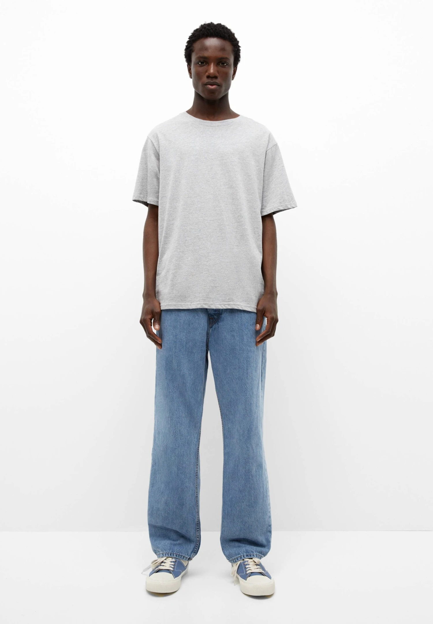 PULL & BEAR Jeans A SigarettaBlue Denim Uomo Jeans PUC22G0P9-K11 2 PULL & BEAR Jeans A SigarettaBlue Denim Uomo Jeans PUC22G0P9-K11 - immagine 2