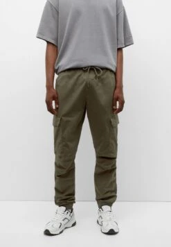 PULL & BEAR Basic JoggersPantaloni CargoKhaki Uomo Pantaloni PUC22E0ET-N11