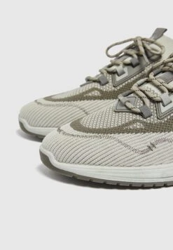 PULL & BEAR Sneakers BasseGreen Uomo Sneaker PUC12O0EO-M11 9 PULL & BEAR Sneakers BasseGreen Uomo Sneaker PUC12O0EO-M11 -Pull & Bear b483ac298f5e4998a0e4de5c2326da49