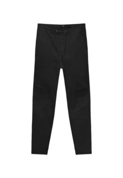 PULL & BEAR Jogger FitPantaloni SportiviBlack Uomo Pantaloni Sportivi E Joggers PUC22E0EW-Q11 -Pull & Bear b53d27eb78c04ccdb29659d82a50bad9