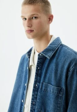 PULL & BEAR With PocketCamiciaBlue Uomo Camicie PUC21E12Q-K11 -Pull & Bear b558da401b64417497cf9a27a99fd96a