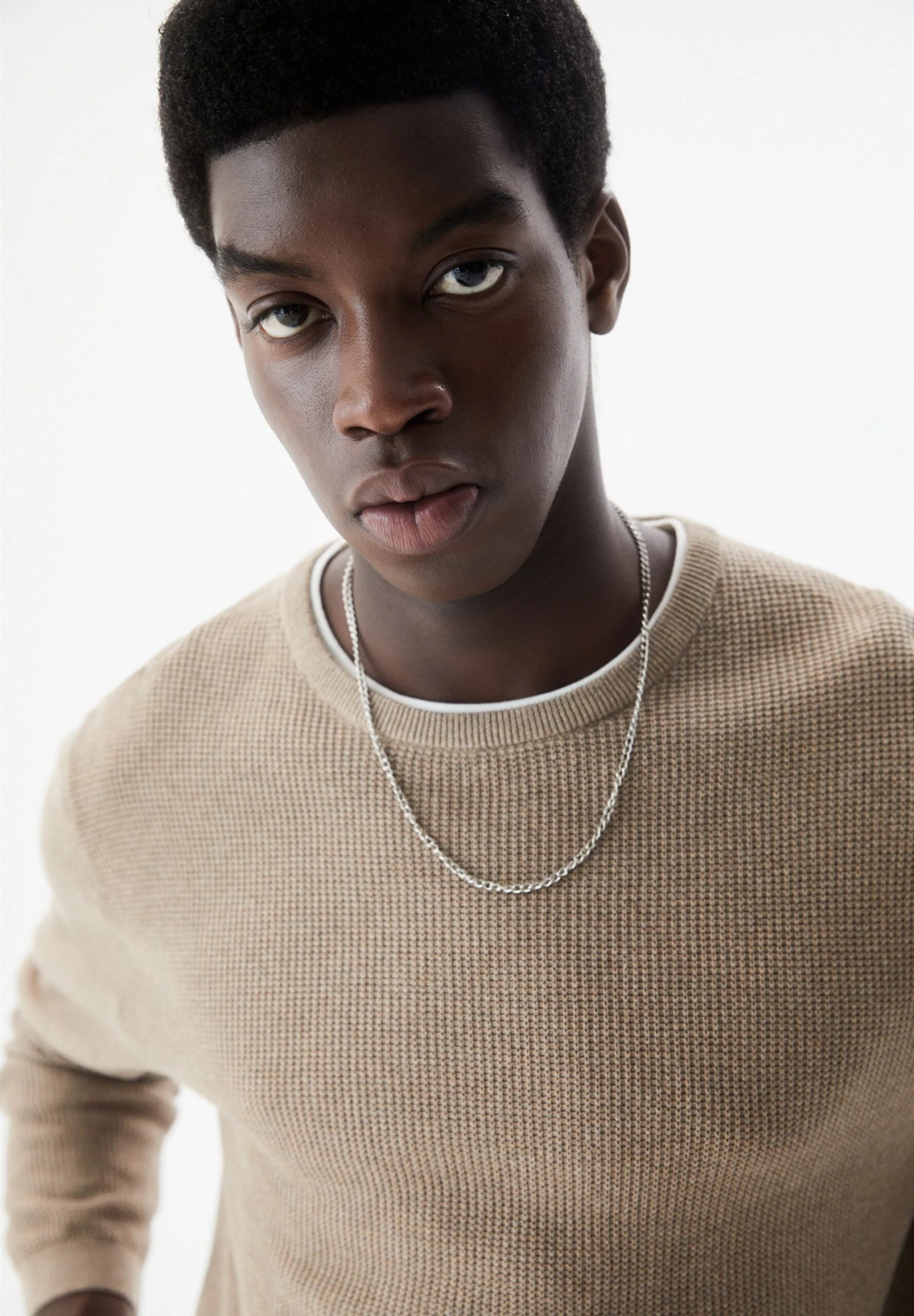 PULL & BEAR MaglioneMottled Ochre Uomo Maglieria PUC22Q090-O12 4 PULL & BEAR MaglioneMottled Ochre Uomo Maglieria PUC22Q090-O12 - immagine 4