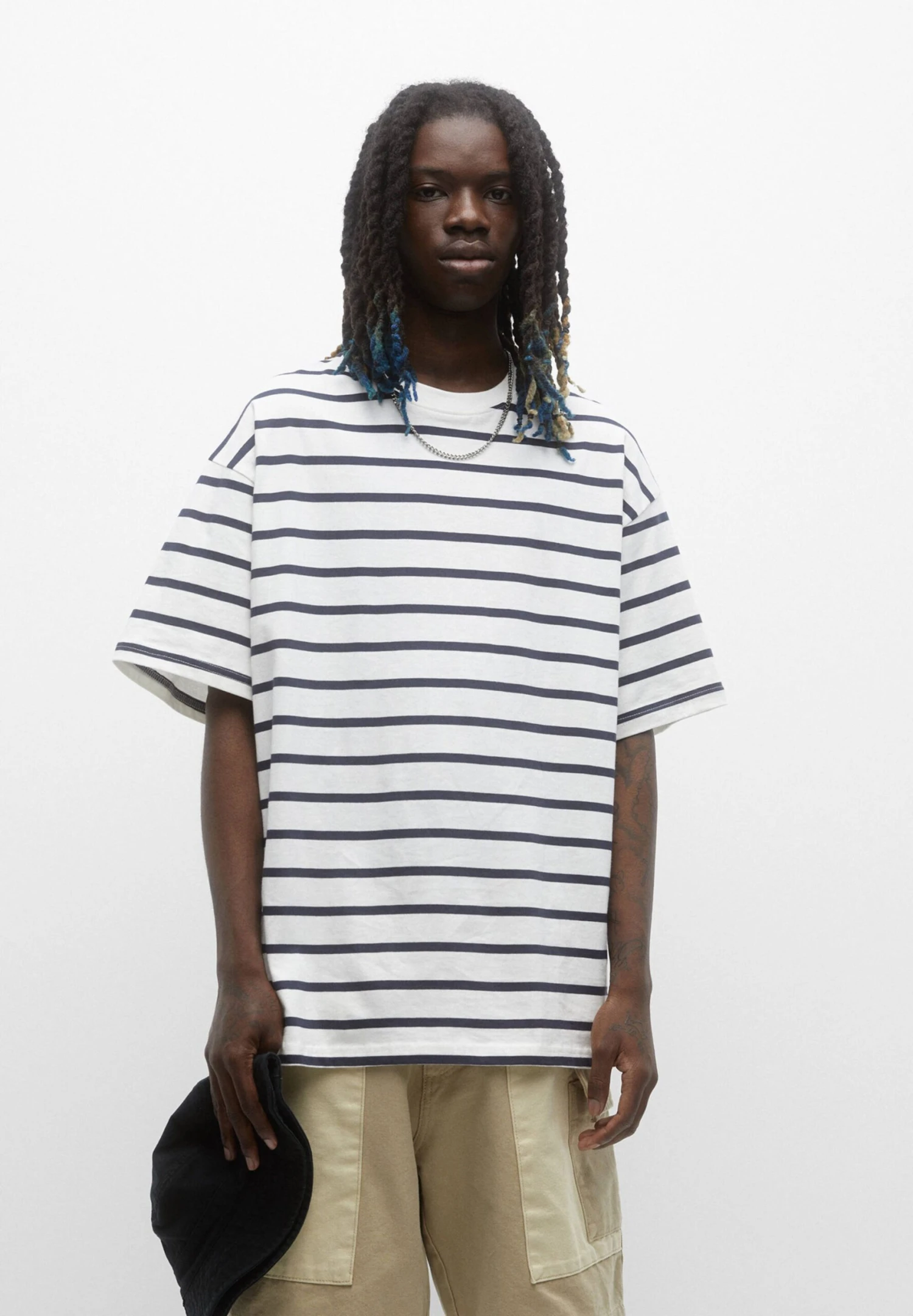 PULL & BEAR Garment-Dyed StripedT-Shirt Con StampaDark Blue Uomo T-shirt E Polo PUC22O1KN-K12 1 PULL & BEAR Garment-Dyed StripedT-Shirt Con StampaDark Blue Uomo T-shirt E Polo PUC22O1KN-K12