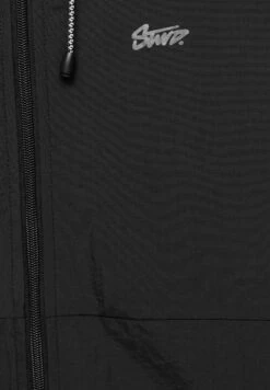 PULL & BEAR BlockImpermeabileBlack Uomo Giacche PUC22T0SI-Q11 -Pull & Bear b74dd2e6bb544972af67405997a77fe7