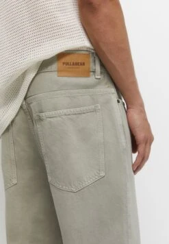 PULL & BEAR Jeans A SigarettaKhaki Uomo Jeans PUC22G0PP-N11 -Pull & Bear bb16db48e0b443d5b7ff3a66574b10a9