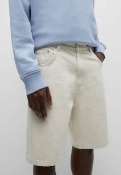 PULL & BEAR Baggy- Shorts Di Jeans - Beige -Pull & Bear bb77a8ef0f3b403c9fd35ff95d281632