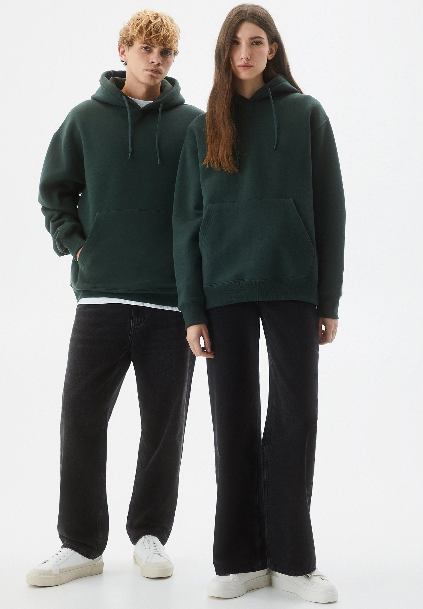 PULL & BEAR Basic ColouredFelpa Con CappuccioDark Green Uomo Maglieria E Felpe PUC21009J-M11 1 PULL & BEAR Basic ColouredFelpa Con CappuccioDark Green Uomo Maglieria E Felpe PUC21009J-M11