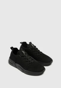 PULL & BEAR Sneakers BasseBlack Uomo Sneaker PUC12O0E5-Q11 -Pull & Bear be3d0952ac614733adeec41e55acb6fd