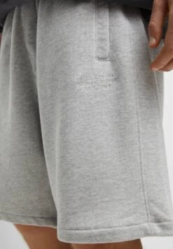 PULL & BEAR BasicShortsGrey Uomo Bermuda PUC22F0BE-C12 10 PULL & BEAR BasicShortsGrey Uomo Bermuda PUC22F0BE-C12 -Pull & Bear be77dc1193aa4d4bb1373d1af55a5af9