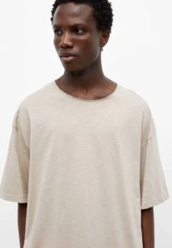 PULL & BEAR Basic Short SleevedT-Shirt BasicSand Uomo T-shirt E Polo PUC22O1MR-B11 -Pull & Bear c00877ca02a74ee29ec41a41dff46e6e