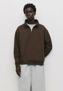 PULL & BEAR BASIC QUARTER-ZIP - Felpa - Brown