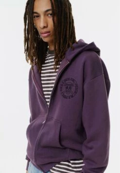 PULL & BEAR ONE PIECE - HOODIE - Felpa Con Zip - Bordeaux -Pull & Bear c072fffb68c34993a8e691970737ef68