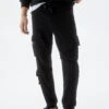PULL & BEAR With Multiple PocketsPantaloni SportiviBlack Uomo Pantaloni Sportivi E Joggers PUC22E0EU-Q11