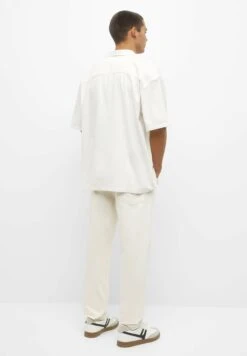 PULL & BEAR Basic Standard-Fit - Jeans A Sigaretta - Beige 8 PULL & BEAR Basic Standard-Fit - Jeans A Sigaretta - Beige -Pull & Bear c22d2c0369d24d9c9e6b8d55b77a9e3c