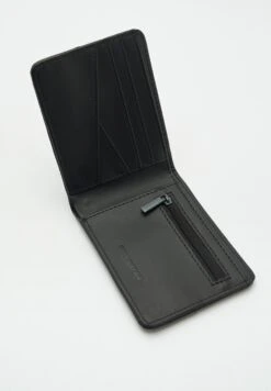 PULL & BEAR PortafoglioBlack Uomo Portafogli E Custodie PUC52F08N-Q11 -Pull & Bear c2b4a8e2694242269e7983d85018581f