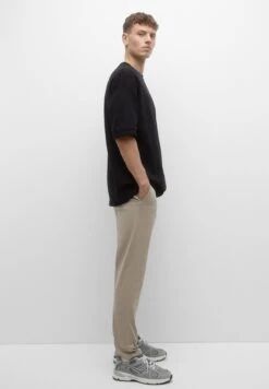 PULL & BEAR Basic - Chino - Beige -Pull & Bear c2fe2edd64504926b0c07701562bfc60