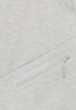 PULL & BEAR Jogger Bermuda With ZipsShortsLight Grey Uomo Bermuda PUC22F0BF-C12 15 PULL & BEAR Jogger Bermuda With ZipsShortsLight Grey Uomo Bermuda PUC22F0BF-C12 -Pull & Bear c3c8fe26ed98475898263fa3e051cb9b