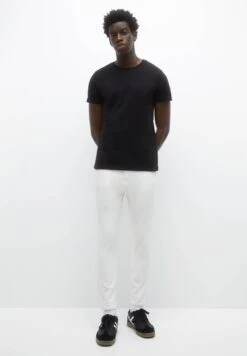 PULL & BEAR Jeans A SigarettaWhite Uomo Jeans PUC22G0LD-A11 -Pull & Bear c44ba2d62e1f445ba11f6f77e61f5a8b