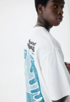 PULL & BEAR Short SleeveT-Shirt Con StampaWhite Uomo T-shirt E Polo PUC22O1PT-A11 -Pull & Bear c57497e373db47d6b2048e111d12979f