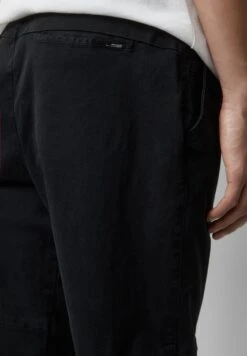 PULL & BEAR Jogger FitPantaloni SportiviBlack Uomo Pantaloni Sportivi E Joggers PUC22E0EW-Q11 -Pull & Bear c9f6a7e9dce44e948b164ee738d53f64