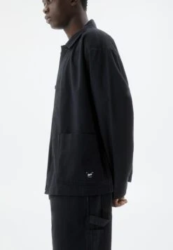 PULL & BEAR With Collar - Giacca Leggera - Black -Pull & Bear ca58ffcd8be5448aa1c883c0c1af23dd