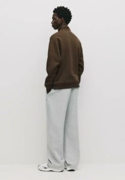 PULL & BEAR BASIC QUARTER-ZIP - Felpa - Brown -Pull & Bear ca7c7ff7900f4ceb8273d1c839a251bf