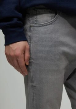 PULL & BEAR Basic - Jeans Tapered Fit - Mottled Anthracite -Pull & Bear ca98ca0fe5d44601ae314ee9cf460073