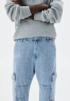 PULL & BEAR With Front Panel Jeans A SigarettaLight-Blue Denim Uomo Jeans PUC24A001-K11 -Pull & Bear cbe3ee59667949998cd228744c725130