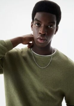 PULL & BEAR MaglioneLight Green Uomo Maglieria PUC22Q090-M11 -Pull & Bear cc52f5bf77624c88996998ce4186e34c