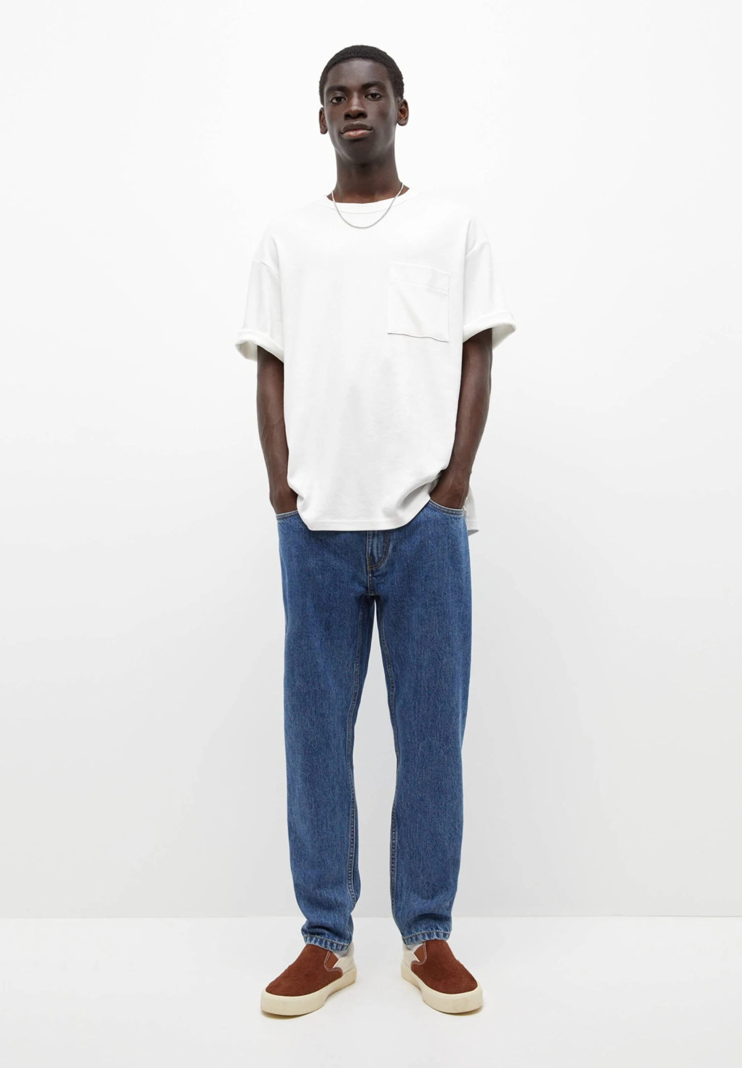 PULL & BEAR Basic Standard FitJeans A SigarettaDark Blue Denim Uomo Jeans PUC22G0P1-K11 2 PULL & BEAR Basic Standard FitJeans A SigarettaDark Blue Denim Uomo Jeans PUC22G0P1-K11 - immagine 2