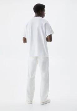 PULL & BEAR Baggy - Jeans A Sigaretta - White -Pull & Bear d1076678b68d4e129fd04b8c2a35498c