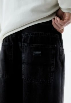 PULL & BEAR Skater - Jeans A Sigaretta - Black -Pull & Bear d5805a110c7345e58f821cef45f055e2