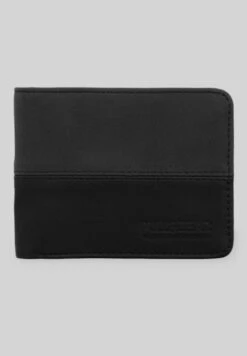 PULL & BEAR PortafoglioBlack Uomo Portafogli E Custodie PUC52F085-Q11 9 PULL & BEAR PortafoglioBlack Uomo Portafogli E Custodie PUC52F085-Q11 -Pull & Bear d6f87ae8c63748ff84d7ceeeac97e0e9