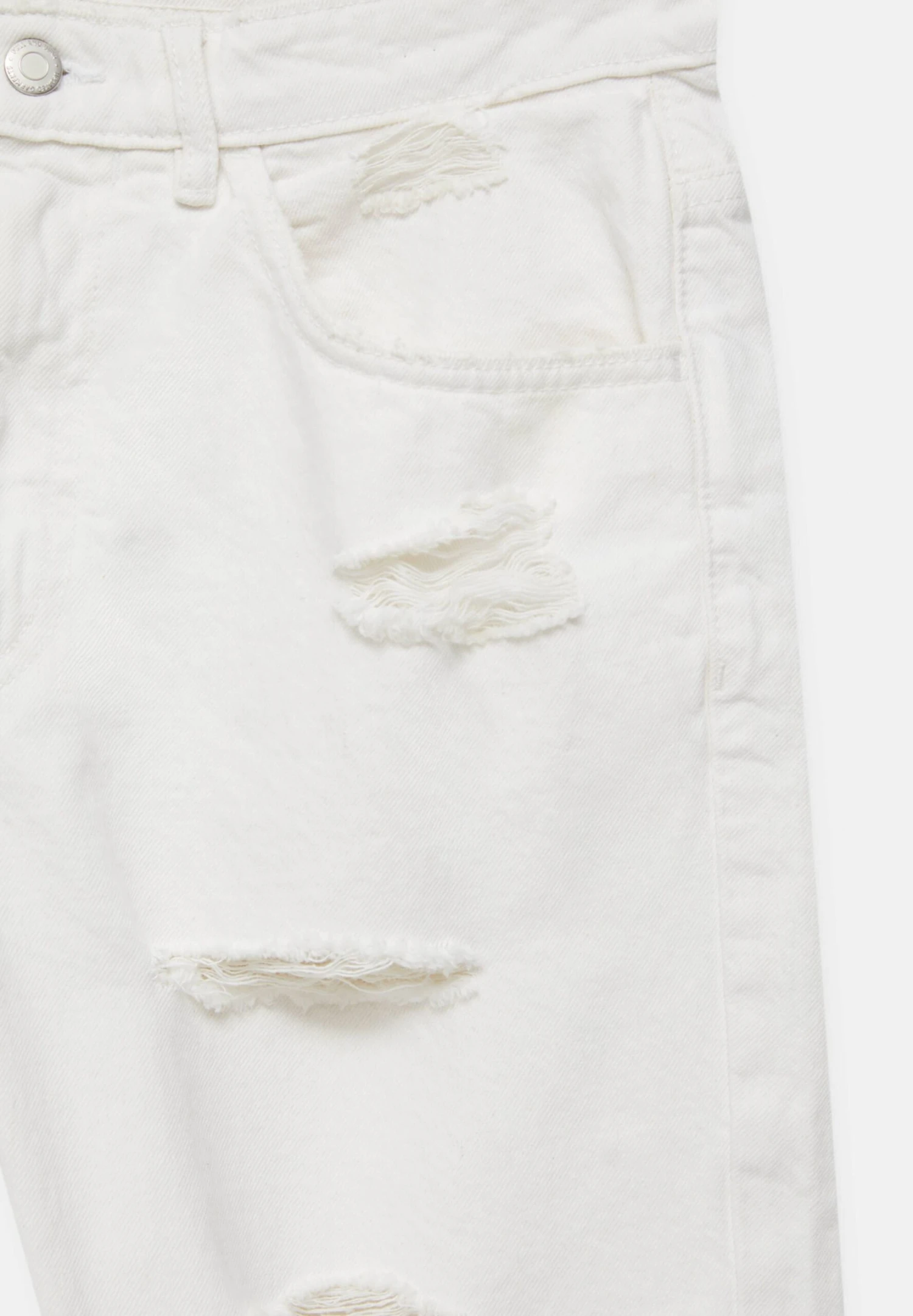PULL & BEAR Ripped Bermuda- Shorts Di Jeans - White 7 PULL & BEAR Ripped Bermuda- Shorts Di Jeans - White - immagine 7