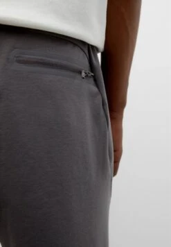 PULL & BEAR Stwd Joggers With ZipsPantaloni SportiviBrown Uomo Pantaloni PUC22E0ES-O11 -Pull & Bear d7aee17b3fa94ac6874a2c121690b31a