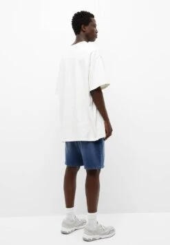 PULL & BEAR Bermuda TrunkShorts Di JeansBlue Denim Uomo Jeans PUC22F0CP-K11 -Pull & Bear d8fa269870a64a2da5b86c1d975be775