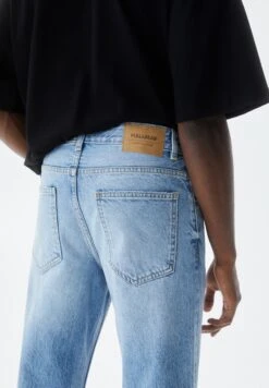 PULL & BEAR Vintage FadeJeans A SigarettaStone Blue Denim Uomo Jeans PUC22G0PS-K12 10 PULL & BEAR Vintage FadeJeans A SigarettaStone Blue Denim Uomo Jeans PUC22G0PS-K12 -Pull & Bear d988774379924c6aad39b22b54908b41